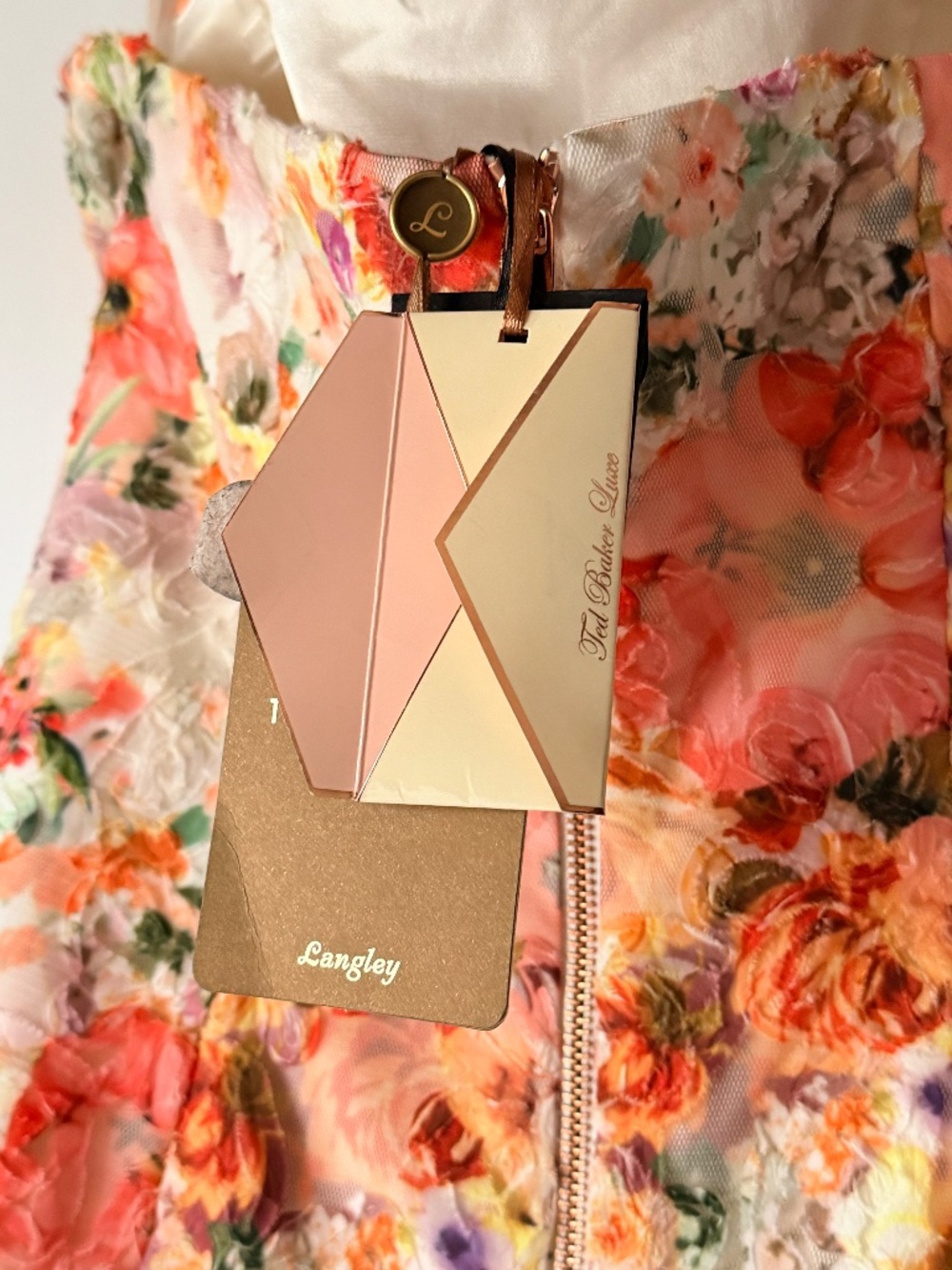 NWT Runway Ted Baker Senona Dress Size 4 Floral - Picture 15 of 16